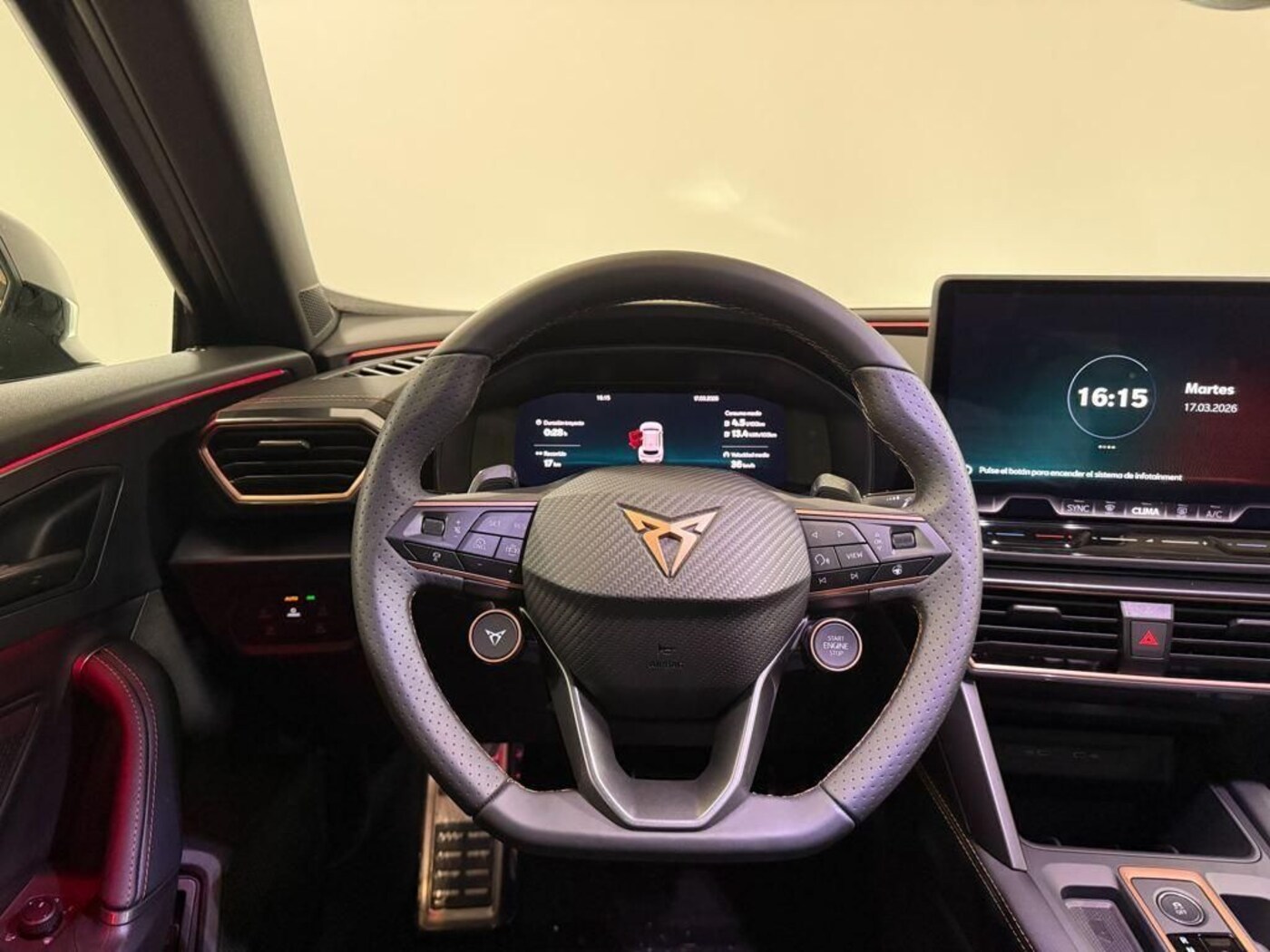 CUPRA Formentor 1.5 TSI e-Hybrid DSG 150 kW (204 CV) — photo 10