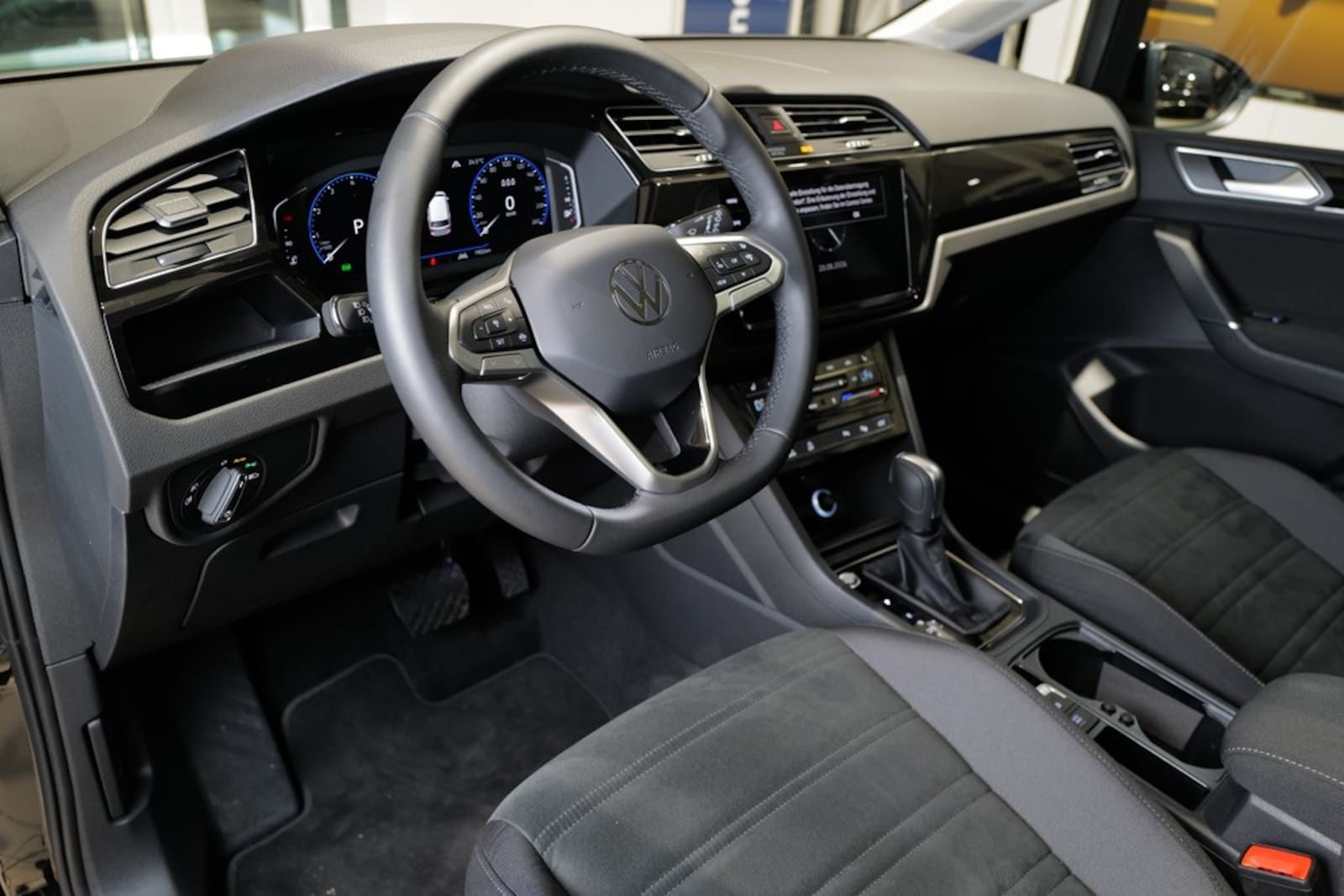 Volkswagen Touran – Bild 3