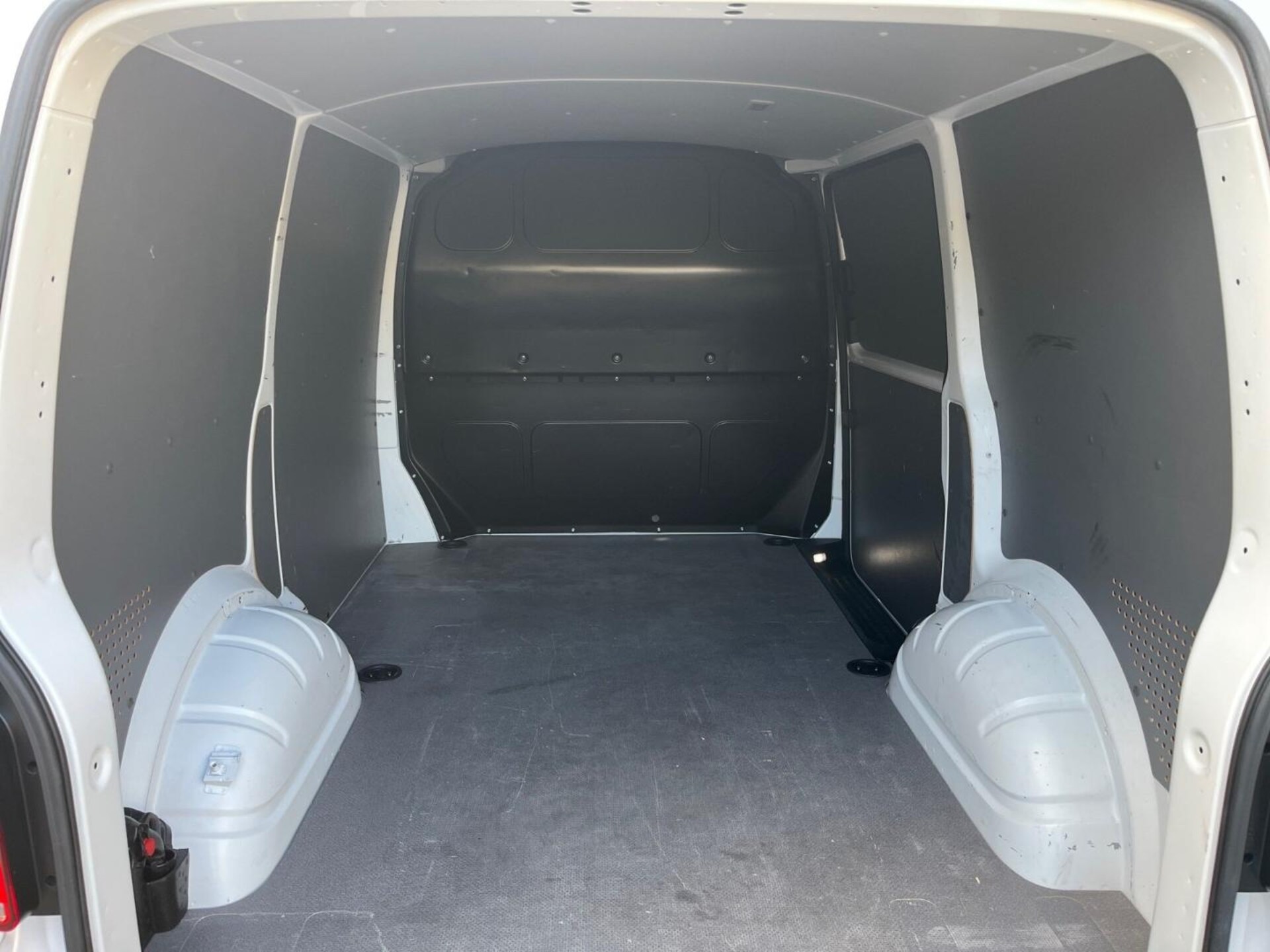 Volkswagen T6.1 Transporter Kasten kurzer Radstand EcoProfi