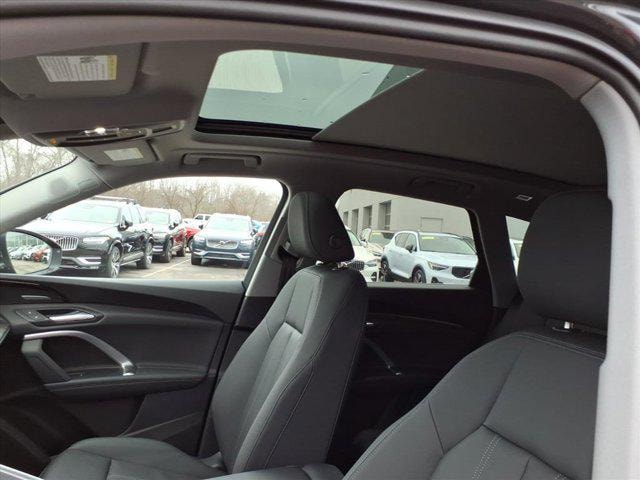 2025 Audi Q5 Premium Plus - Photo 11