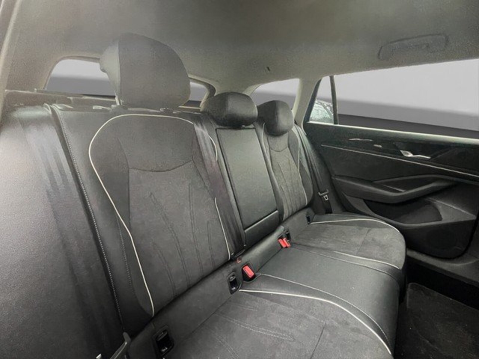 Volkswagen Passat – Bild 8