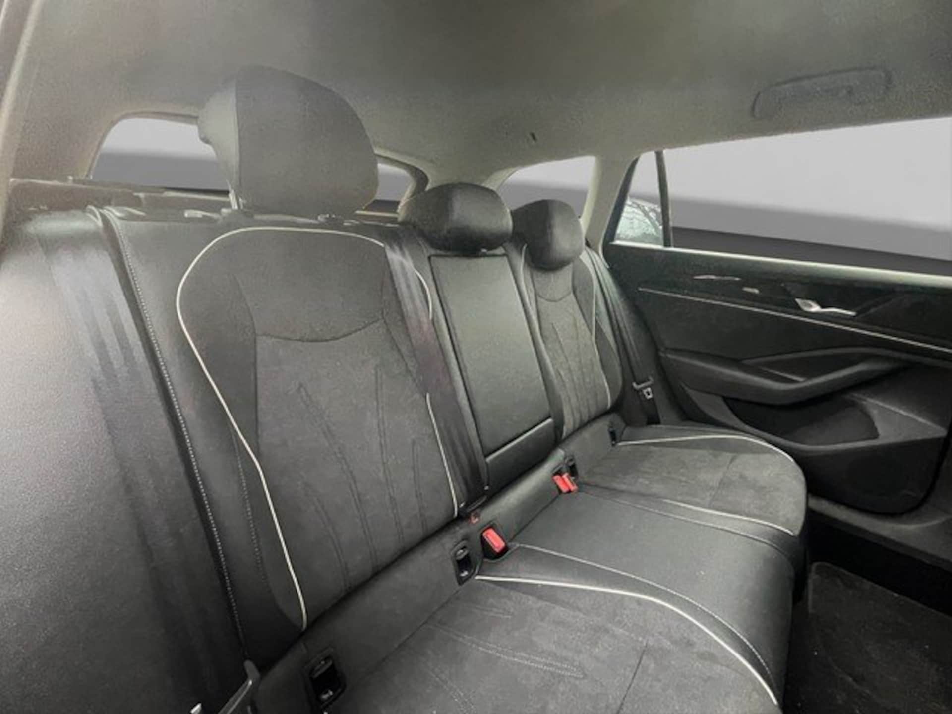 Volkswagen Passat Business