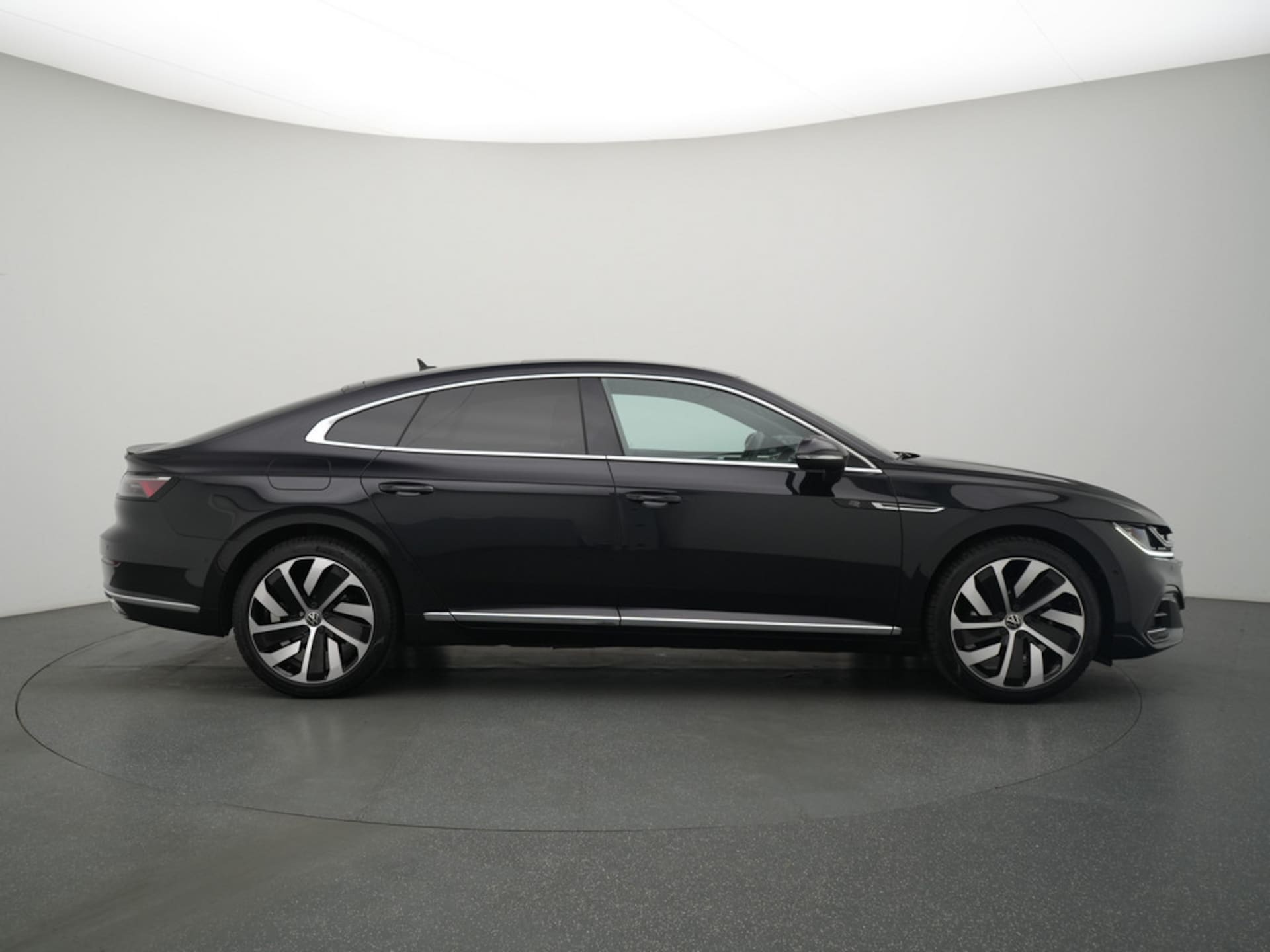 Volkswagen Arteon R-Line