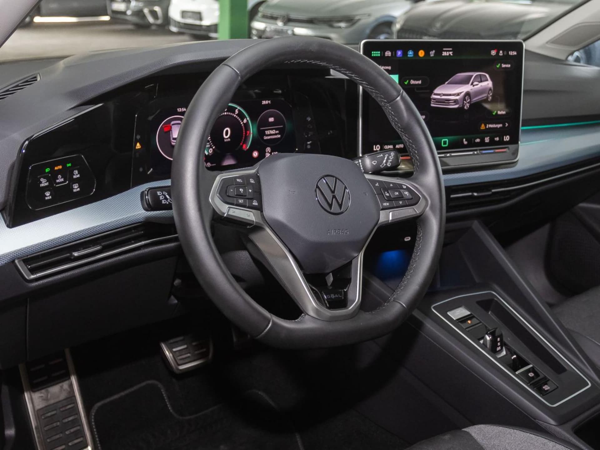 Volkswagen Golf Life
