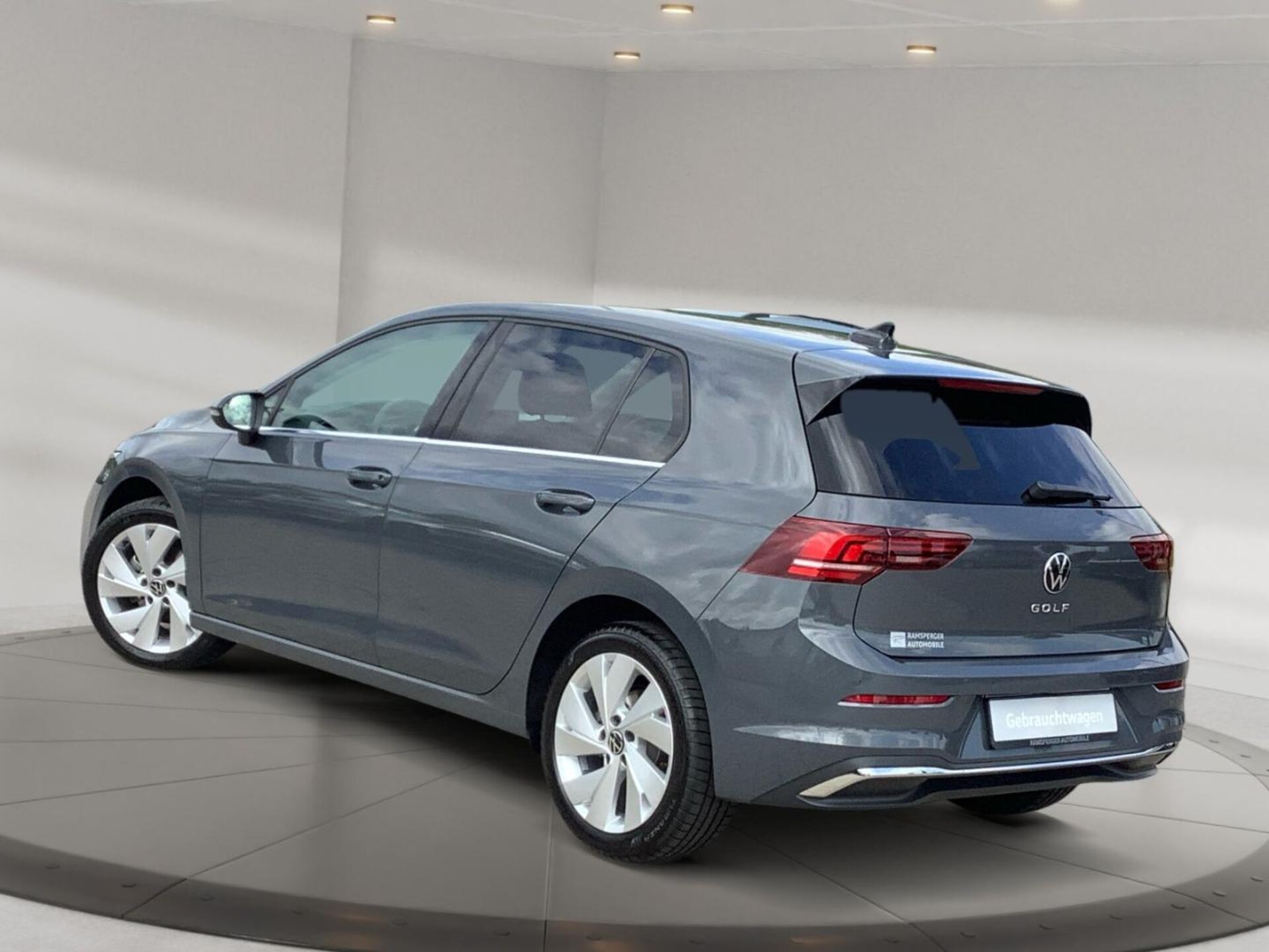 Volkswagen Golf Style