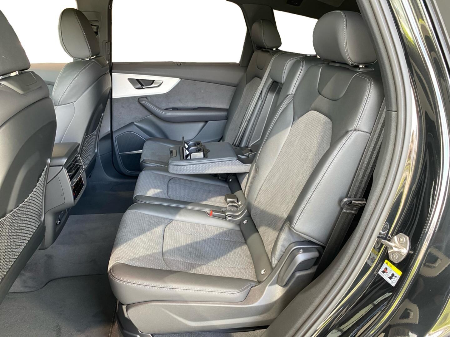 Bild über Audi Q7 SUV S line business TDI quattro 210 kW tiptronic - für weitere Informationen kontaktieren Sie den Audi Partner