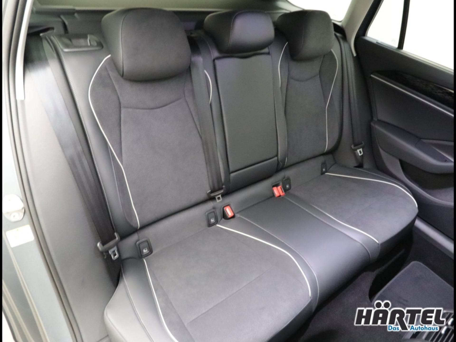 Volkswagen Passat Elegance