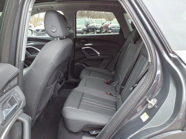 2025 Audi Q5 Premium Plus - Photo 12