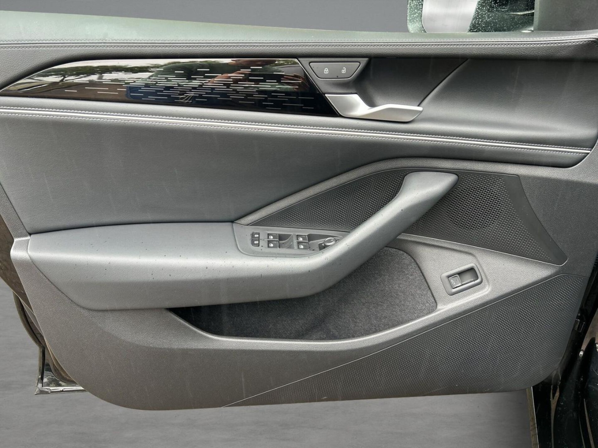 Volkswagen Passat Elegance