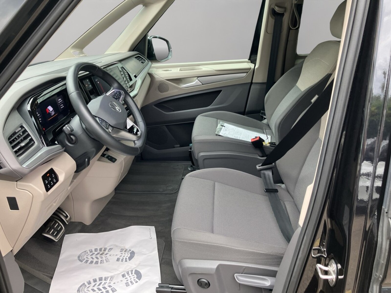 Volkswagen Multivan Langversion – Bild 11