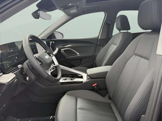 2025 Audi Q5 Premium - Photo 12