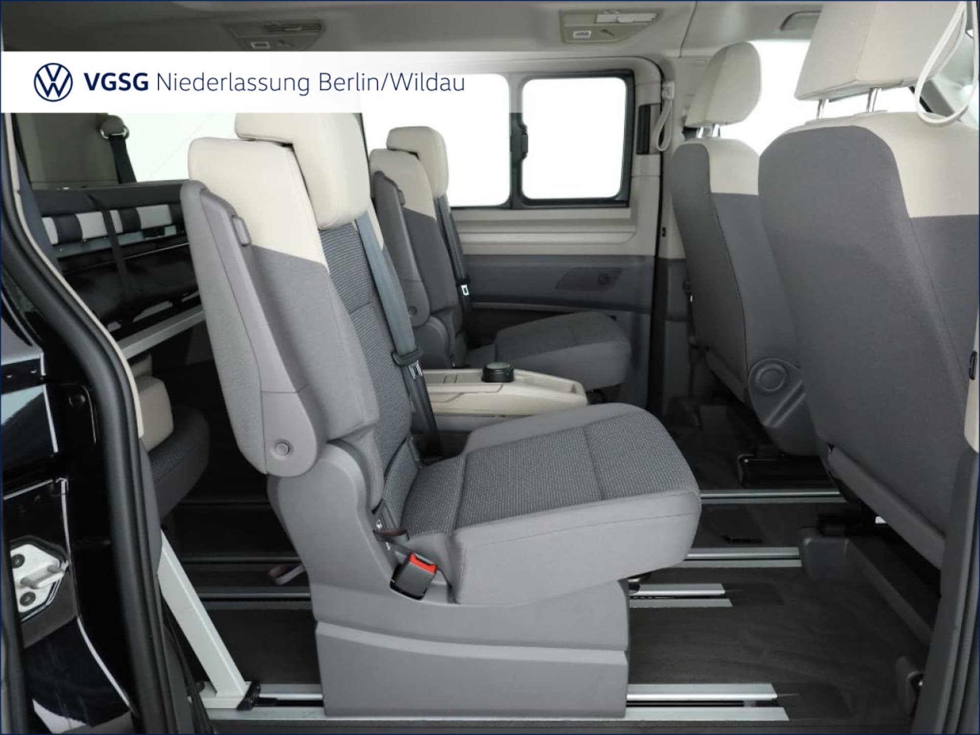 Volkswagen Multivan Basis-Modell