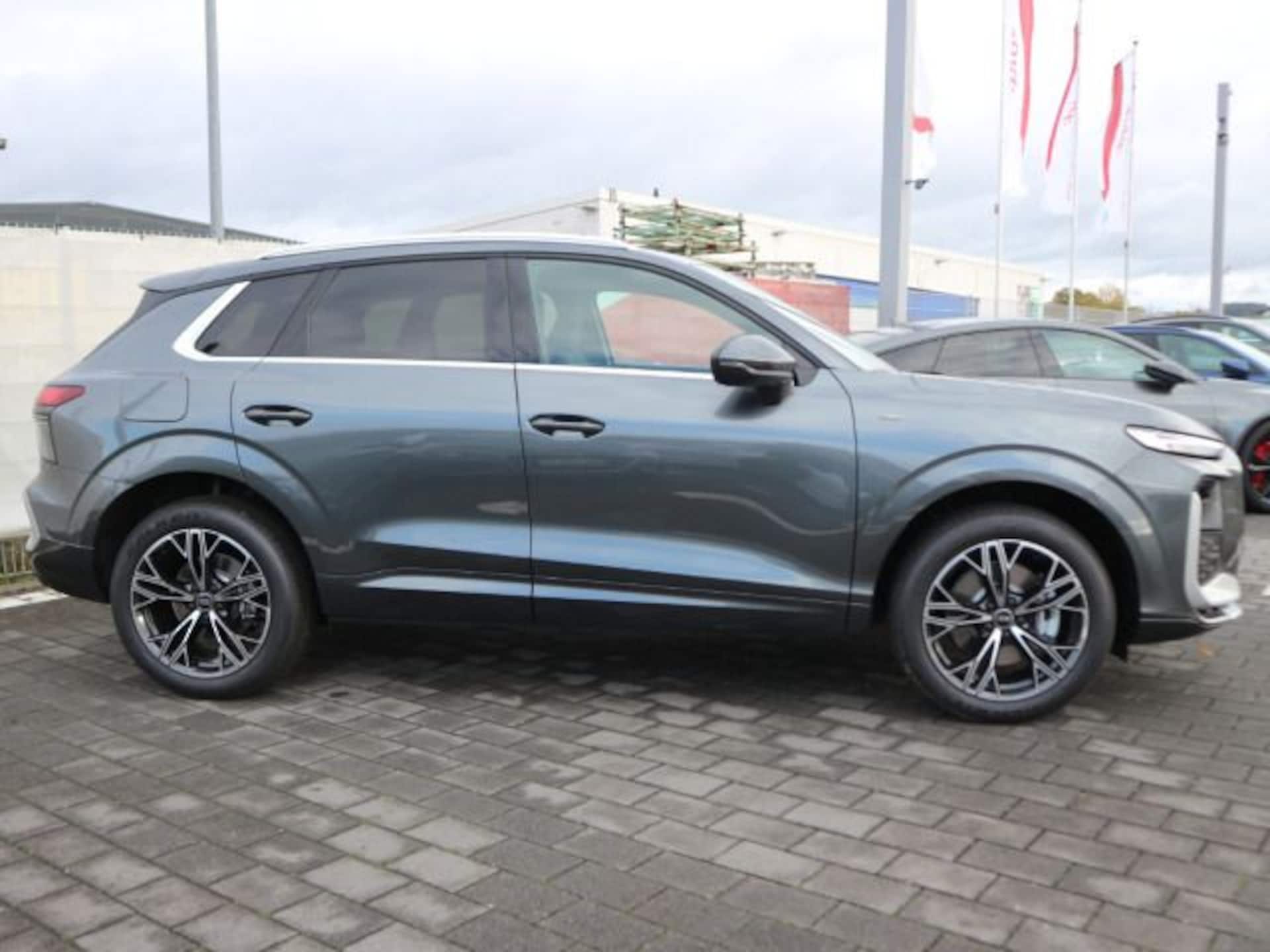 Audi Q3 SUV e-hybrid
