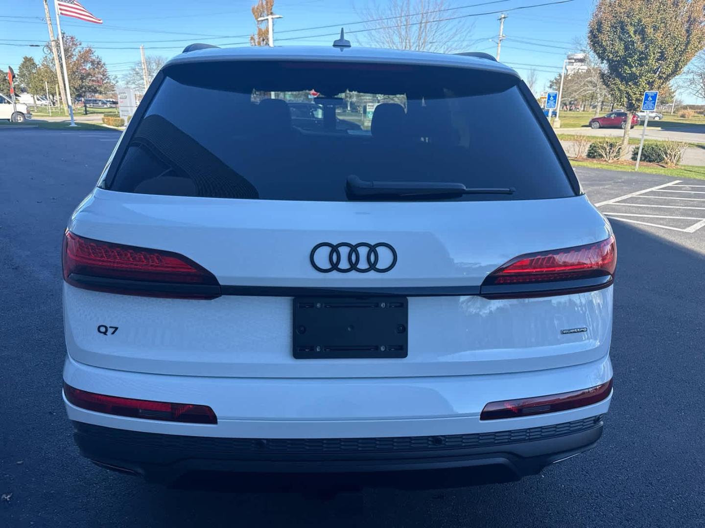 2026 Audi Q7 Premium - Photo 7