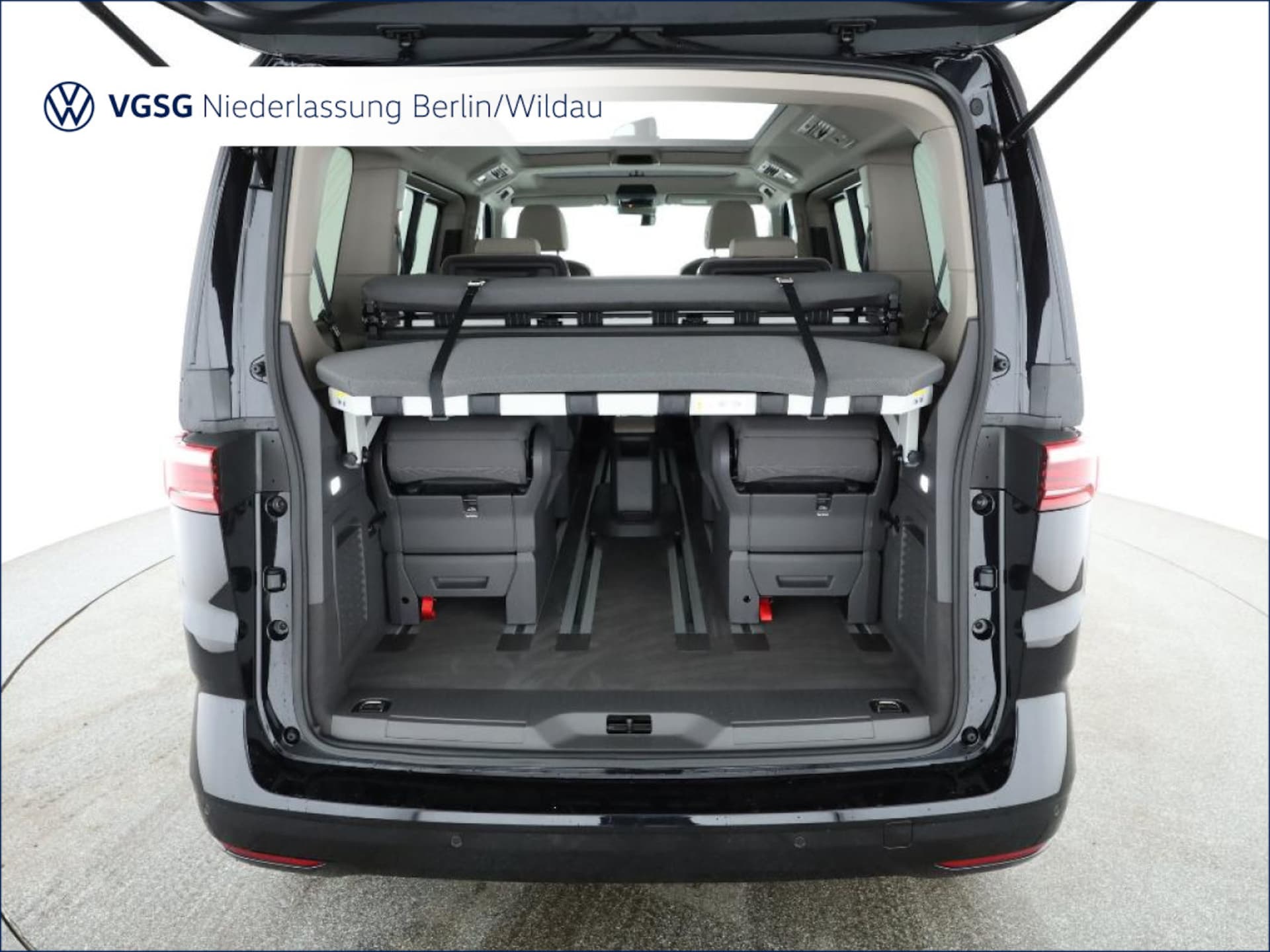 Volkswagen Multivan Basis-Modell