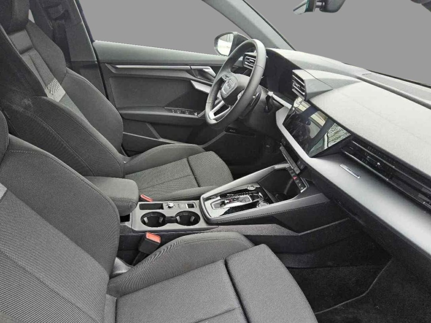 Bild über Audi A3 Sportback S line 35 TFSI S tronic - für weitere Informationen kontaktieren Sie den Audi Partner