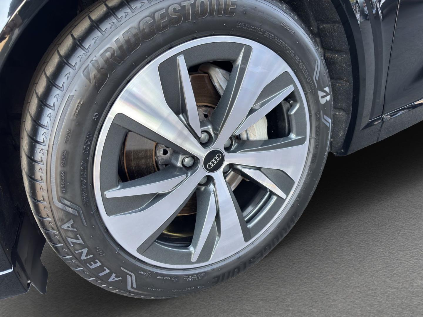 Image about Audi Q8 e-tron S line 50 e-tron quattro