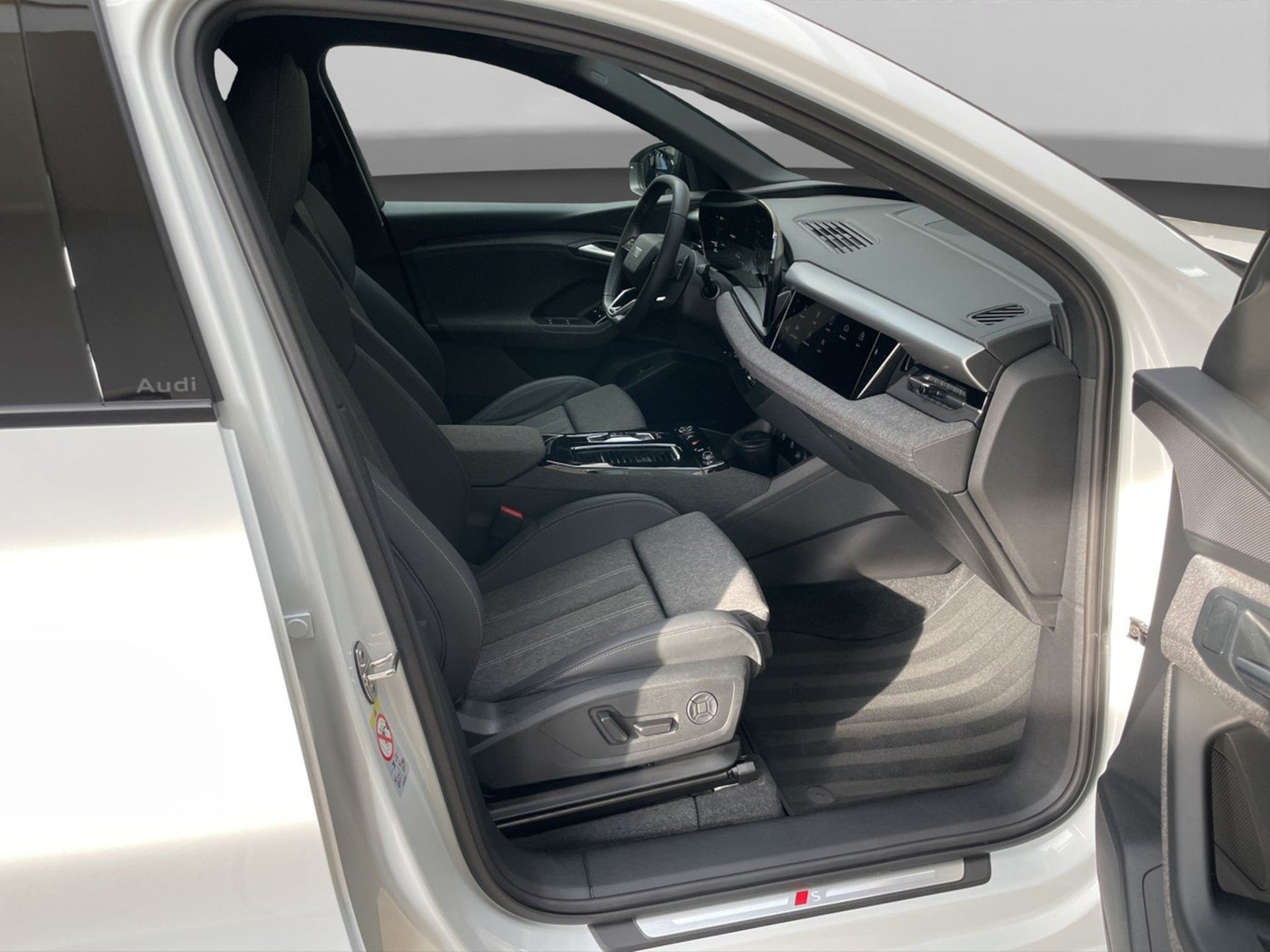 Audi Q6 SUV e-tron