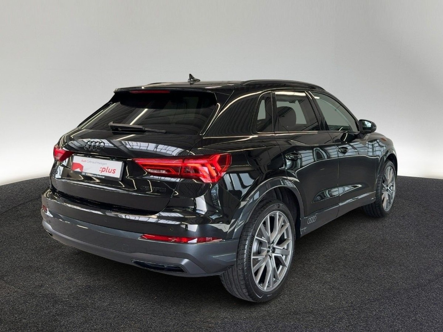 Bild über Audi Q3 advanced 35 TFSI S tronic - für weitere Informationen kontaktieren Sie den Audi Partner