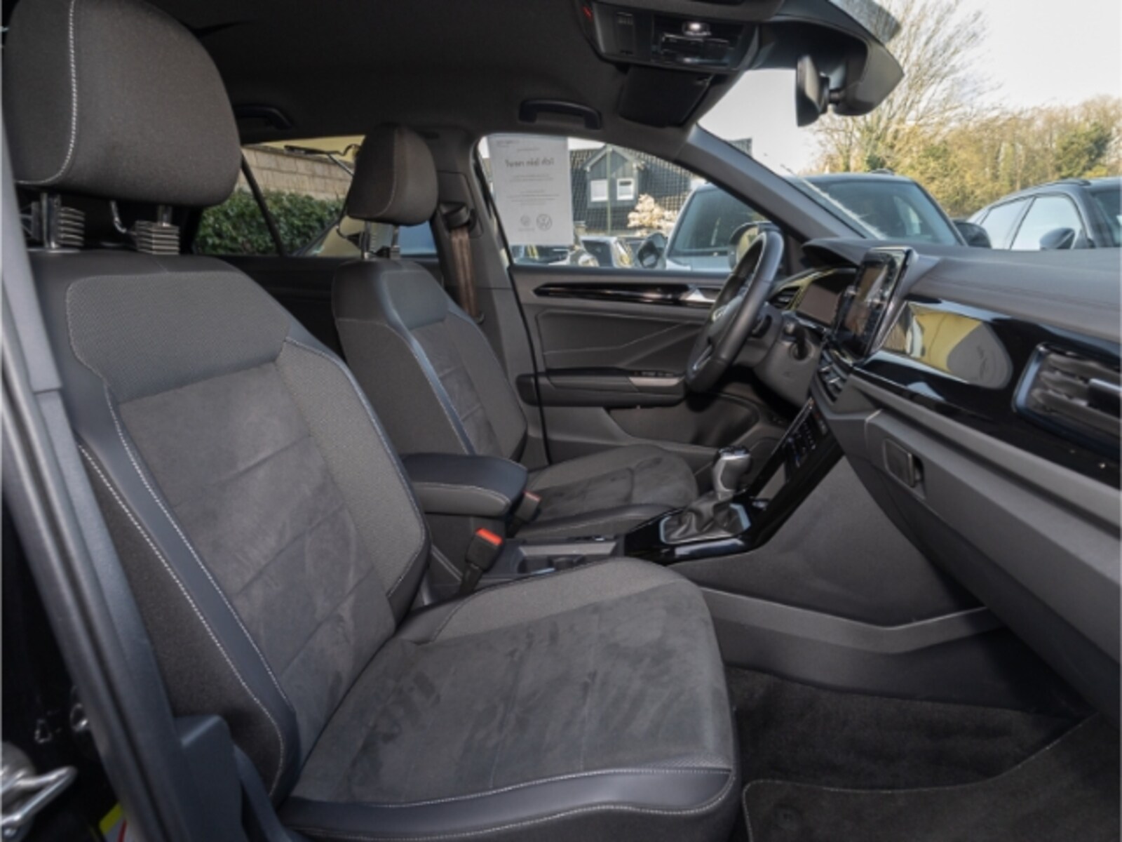 Volkswagen T-Roc – Bild 12