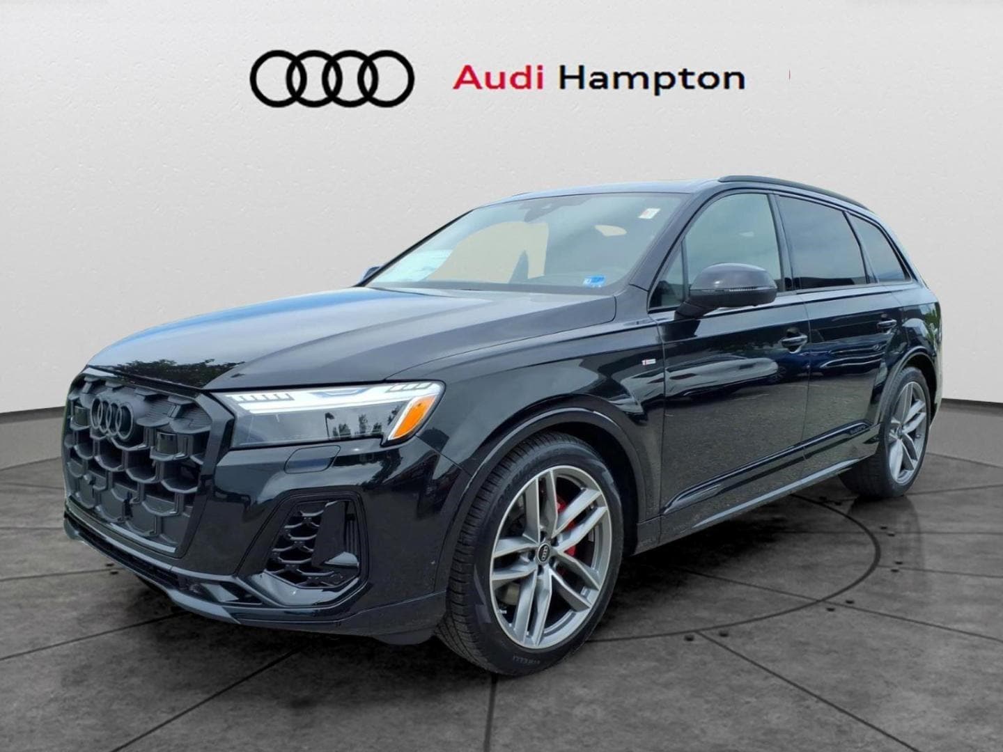2026 Audi Q7 55 Prestige quattro Tiptronic's photo