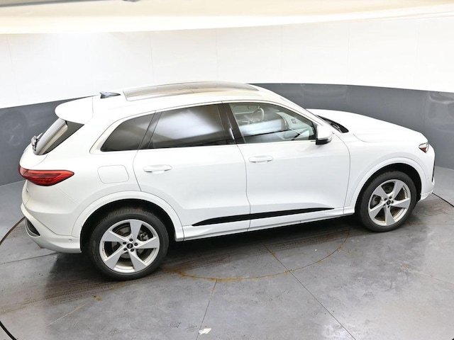 2025 Audi New Q5 Premium Plus - Photo 49