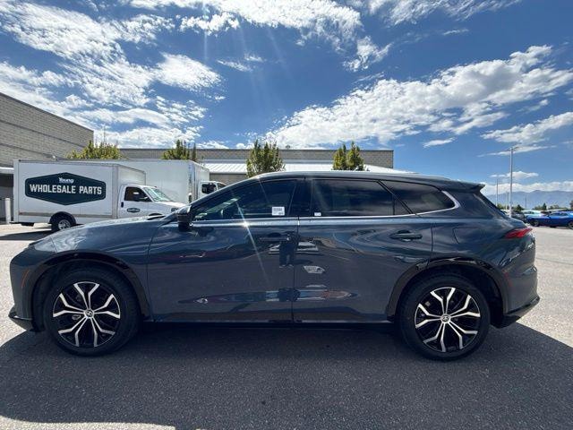 2025 Toyota Crown Signia