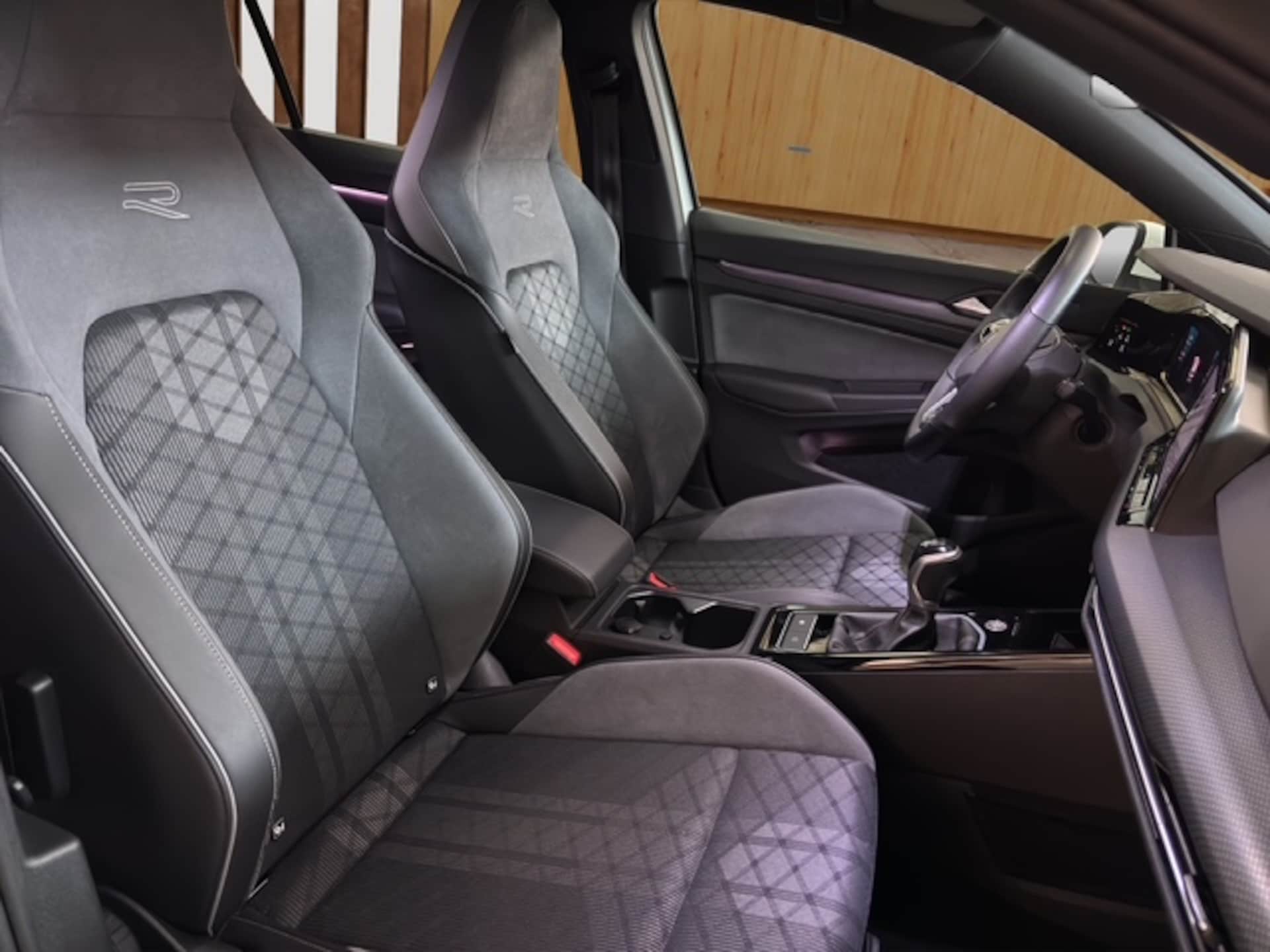 Volkswagen Golf Variant R-Line