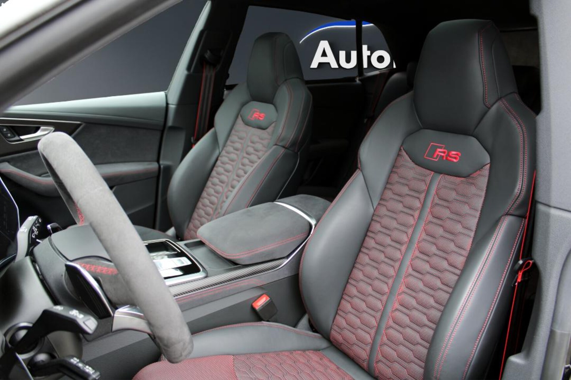 Audi RS Q8 SUV performance