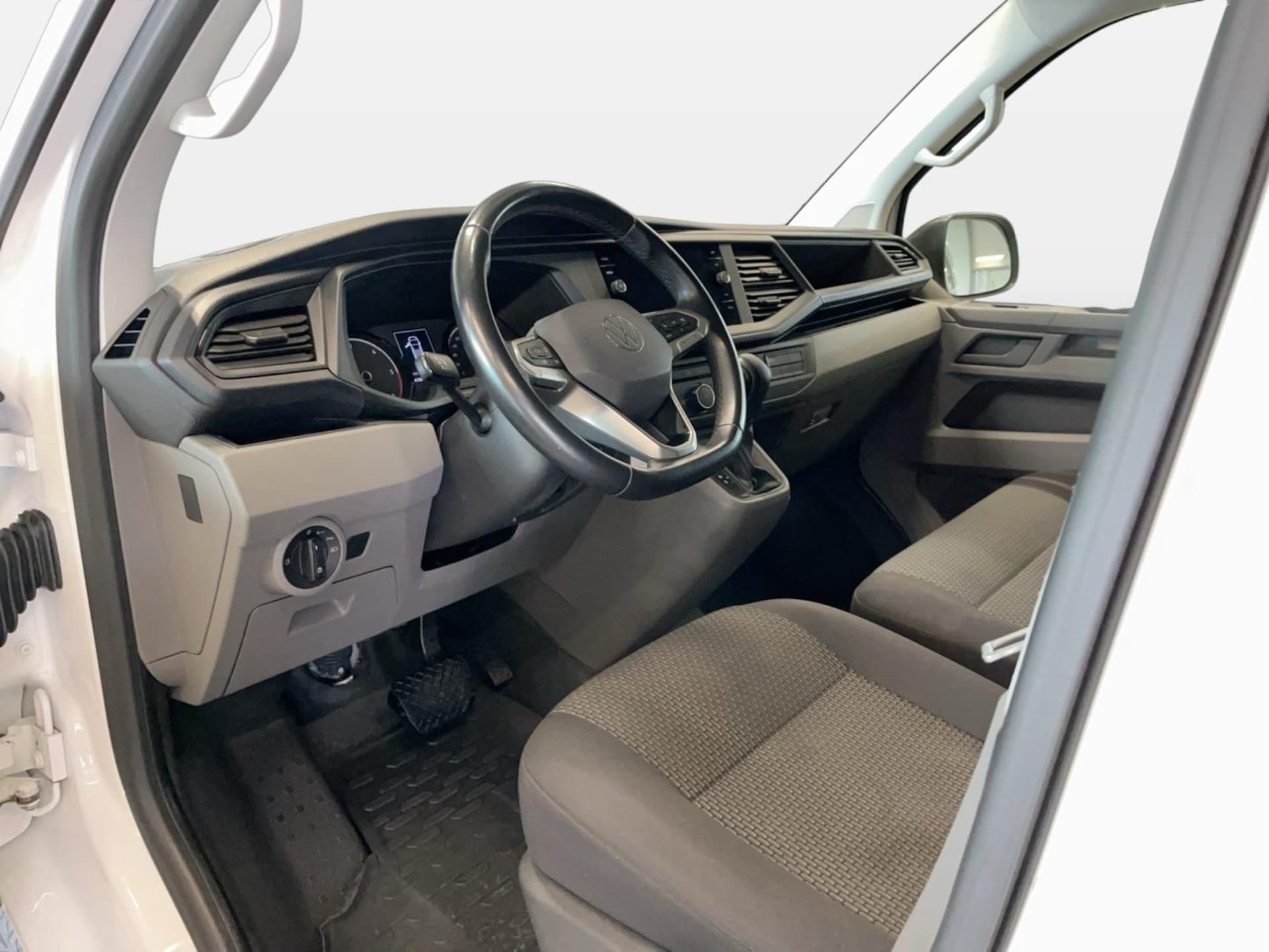 Volkswagen T6.1 Transporter Kasten kurzer Radstand