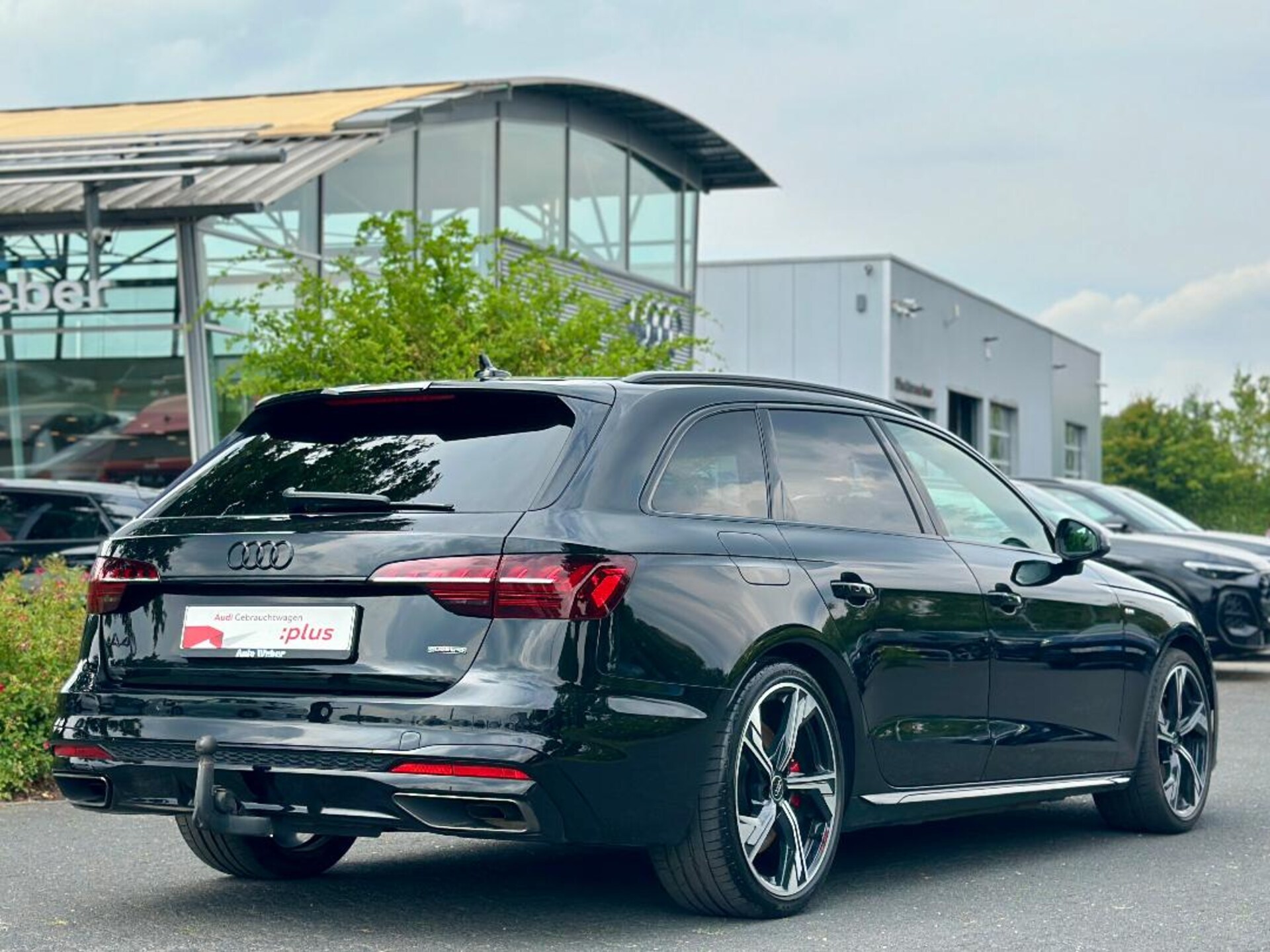 Audi A4 Avant S line