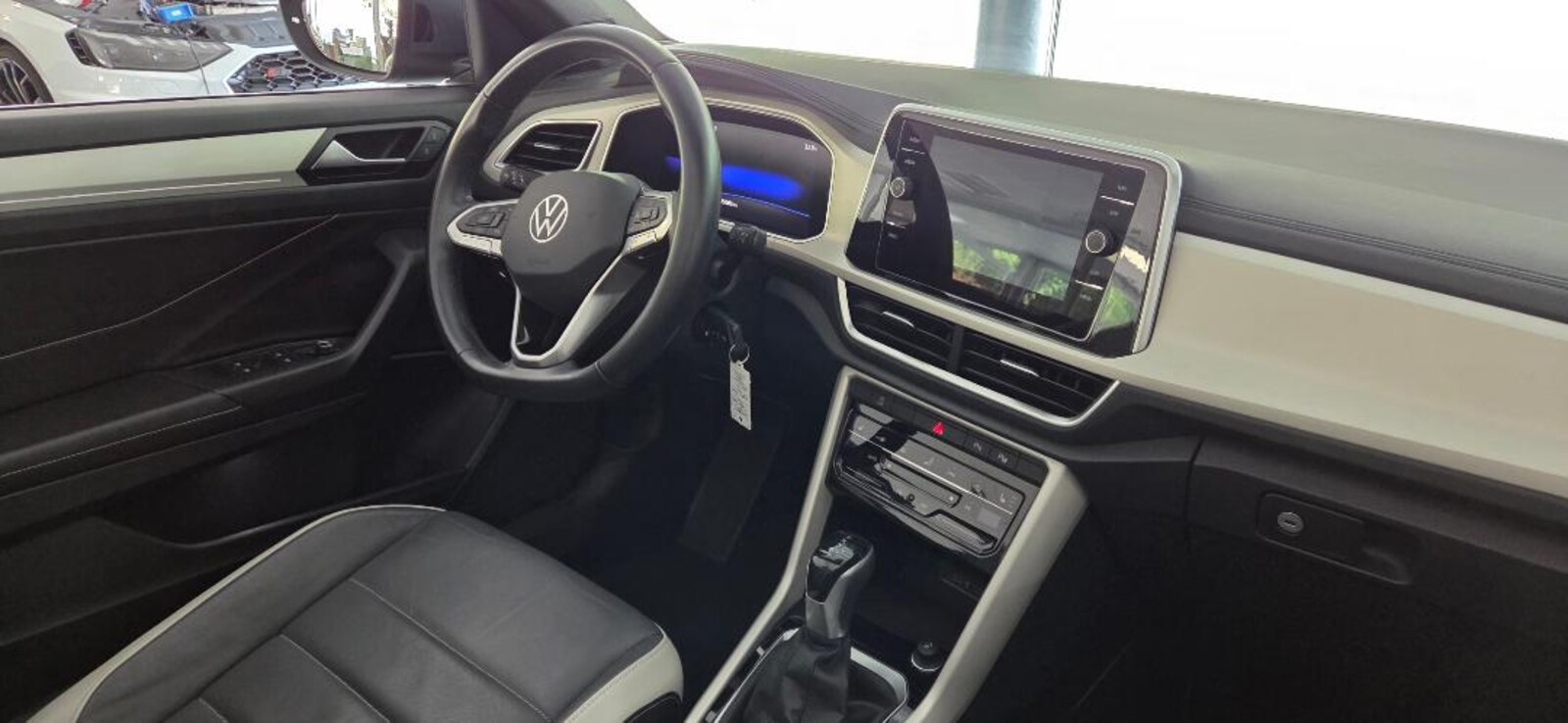 Volkswagen T-Roc Cabriolet – Bild 9