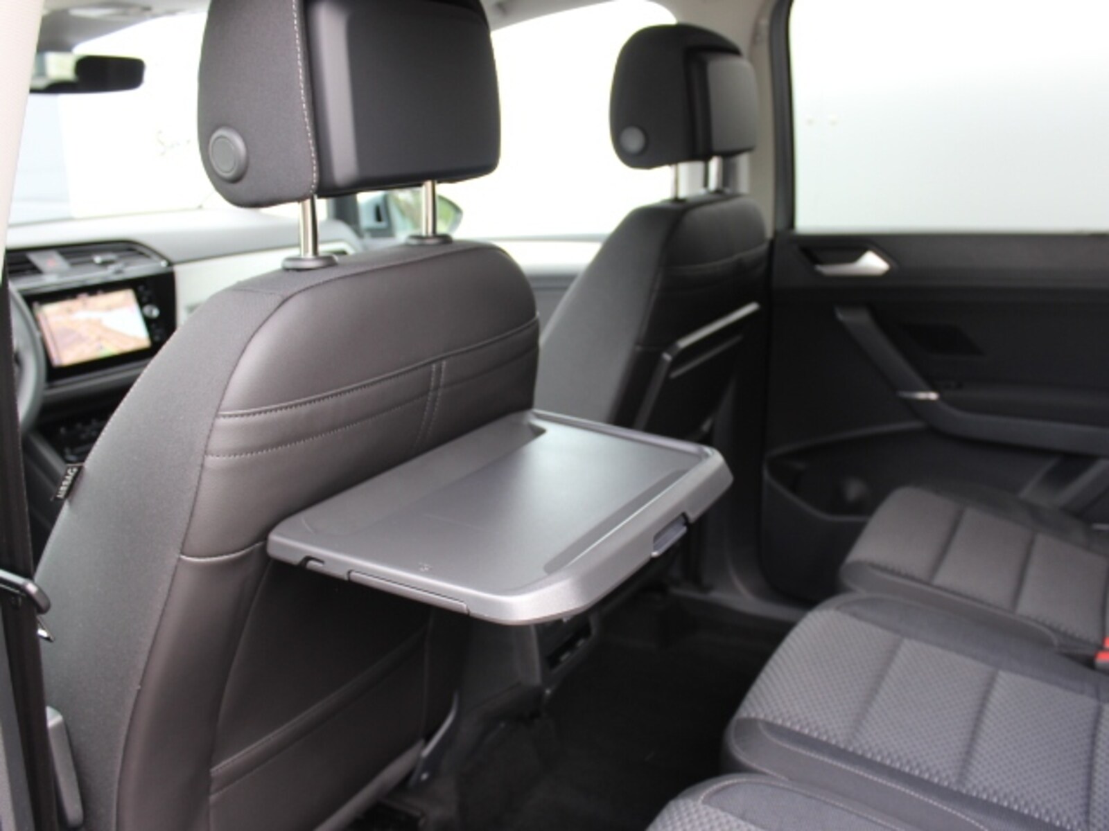 Volkswagen Touran – Bild 10