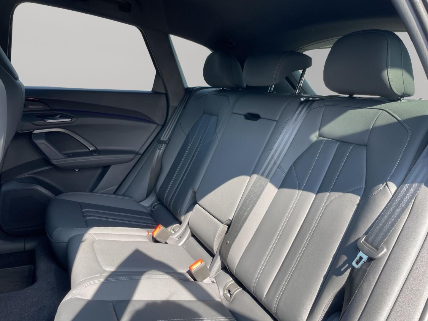 Image about Audi Q5 SUV TDI quattro 150 kW S tronic