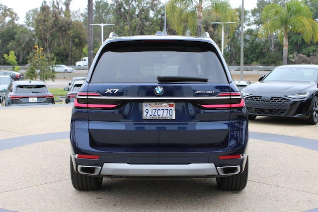 2024 BMW X7