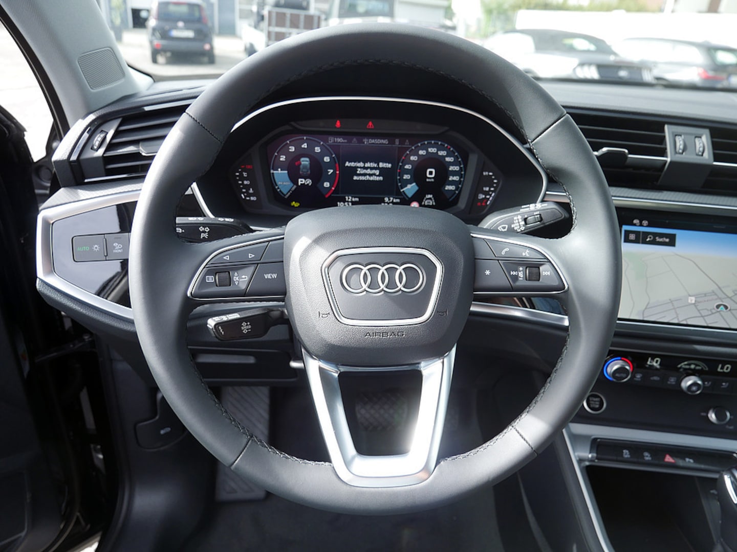 Bild über Audi Q3 TFSI 110 kW S tronic - für weitere Informationen kontaktieren Sie den Audi Partner