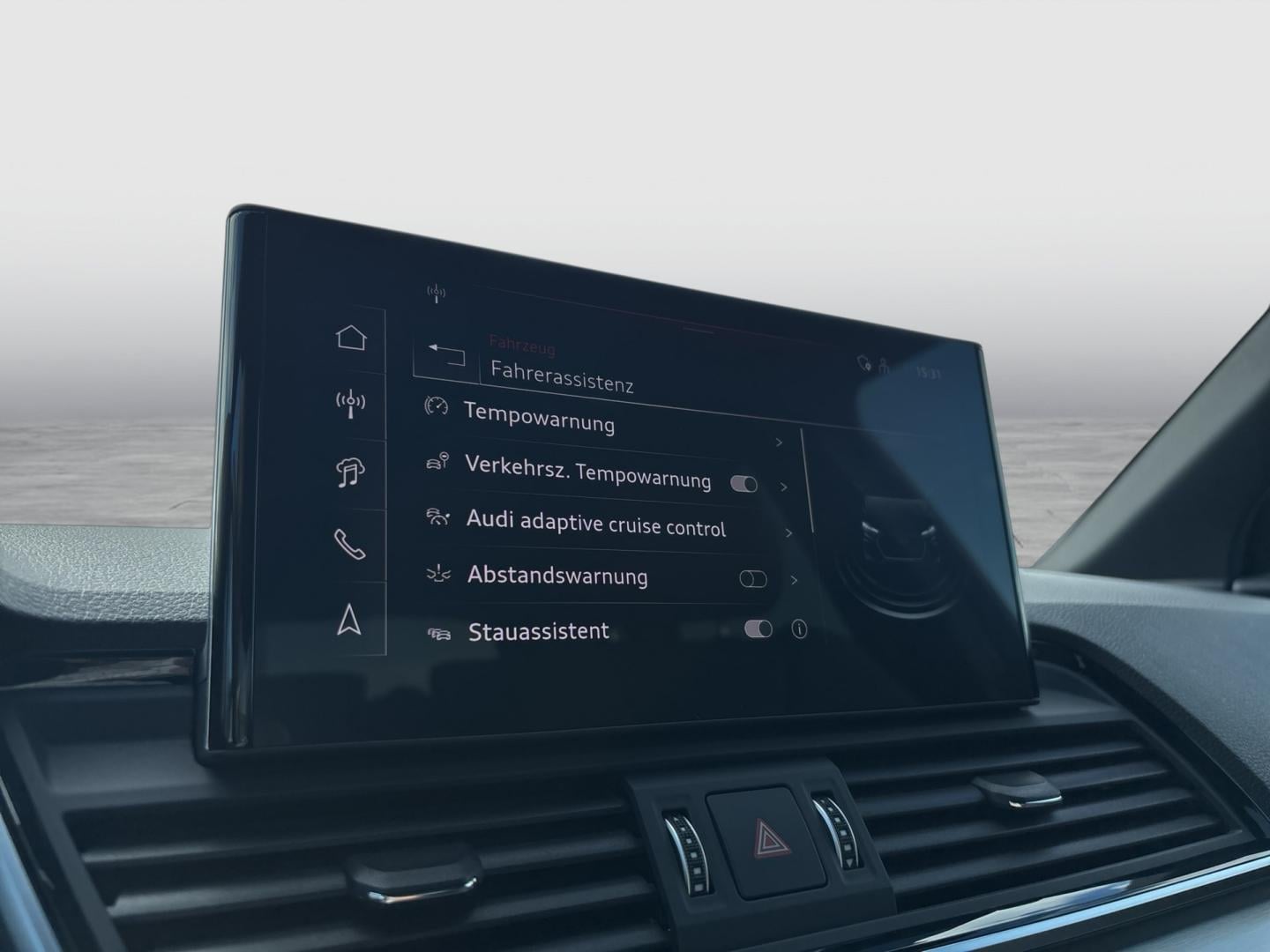 Bild über Audi Q5 40 TDI quattro 150 kW S tronic - für weitere Informationen kontaktieren Sie den Audi Partner