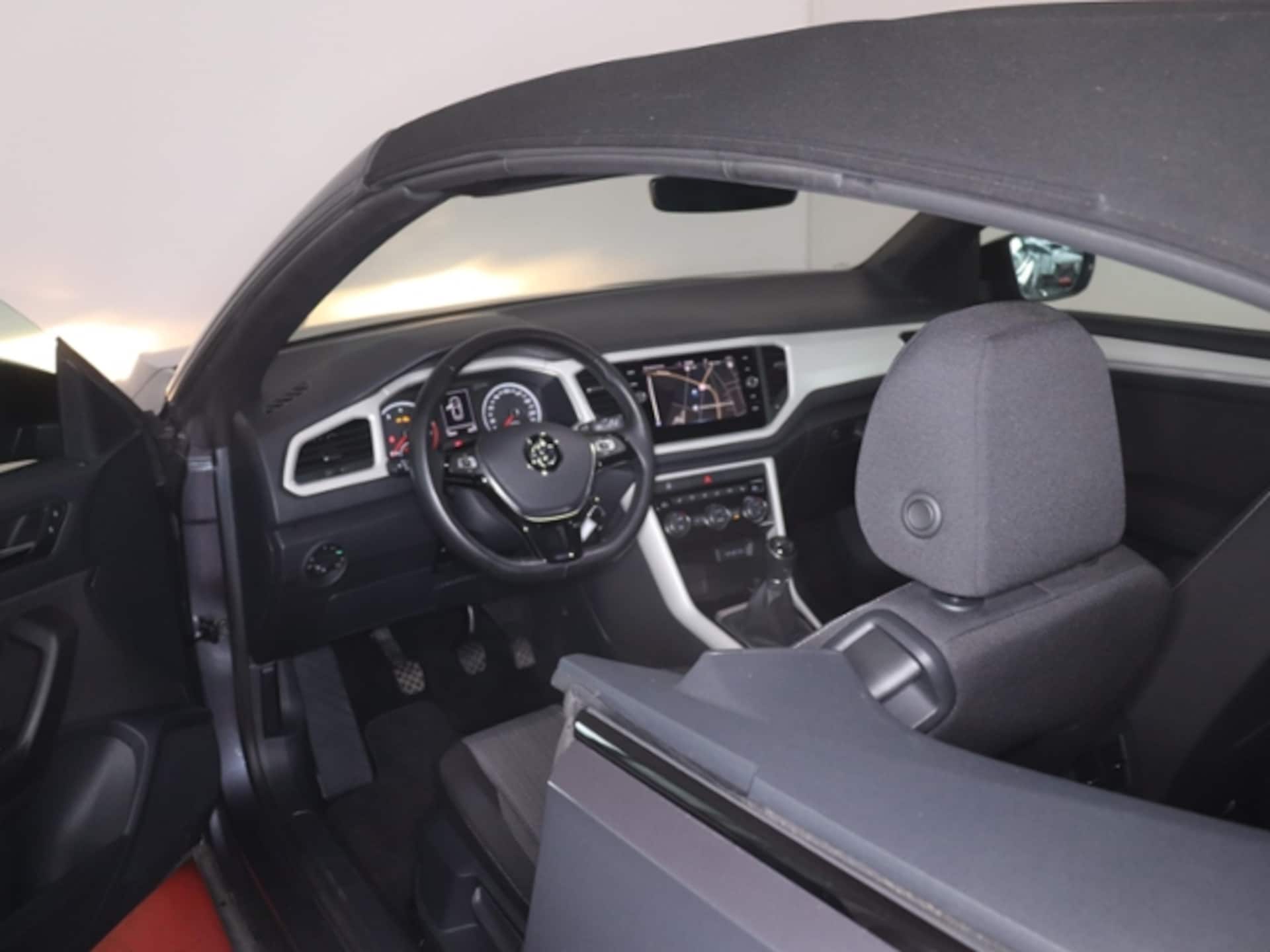 Volkswagen T-Roc Cabriolet Style