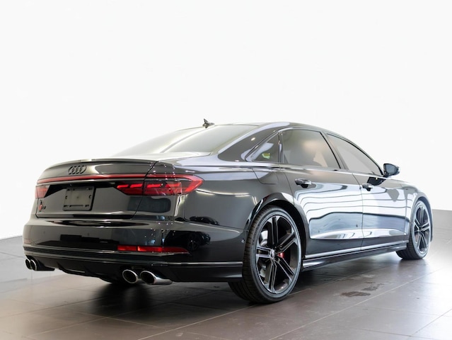 2021 Audi Audi S8 L