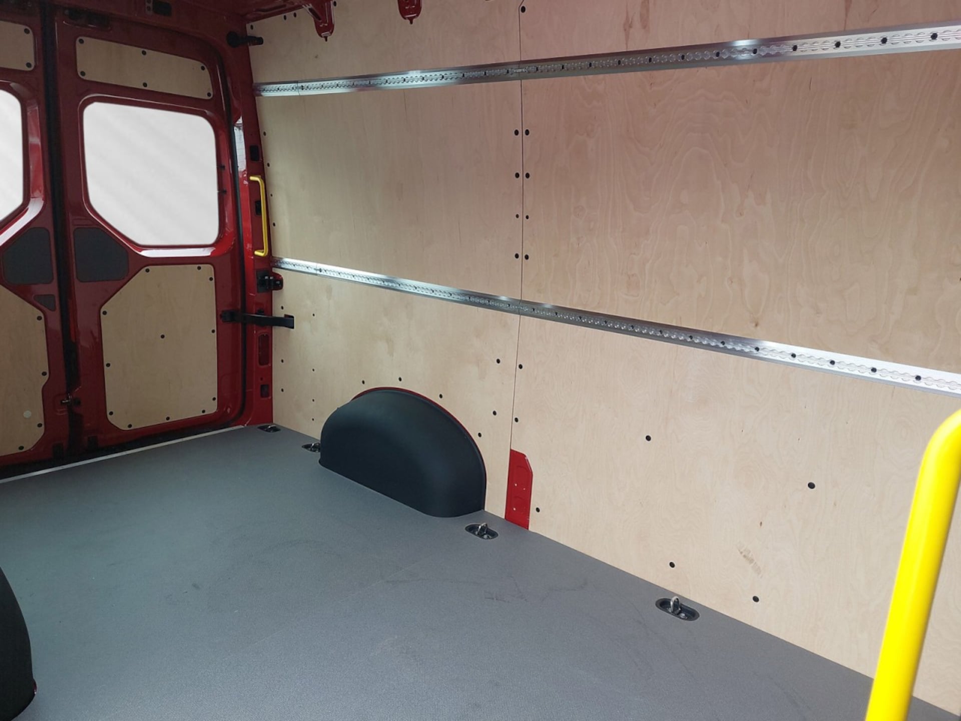 Volkswagen Crafter Kasten mittlerer Radstand