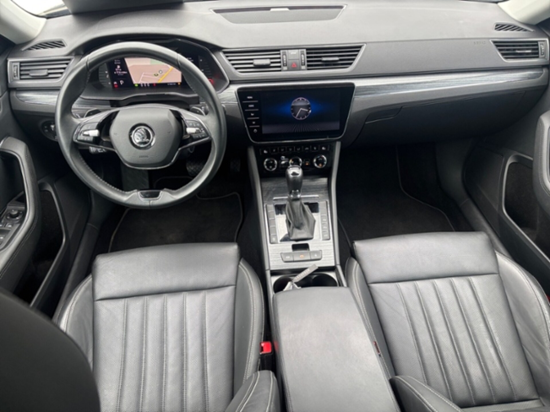 Skoda Superb Combi PREMIUM EDITION