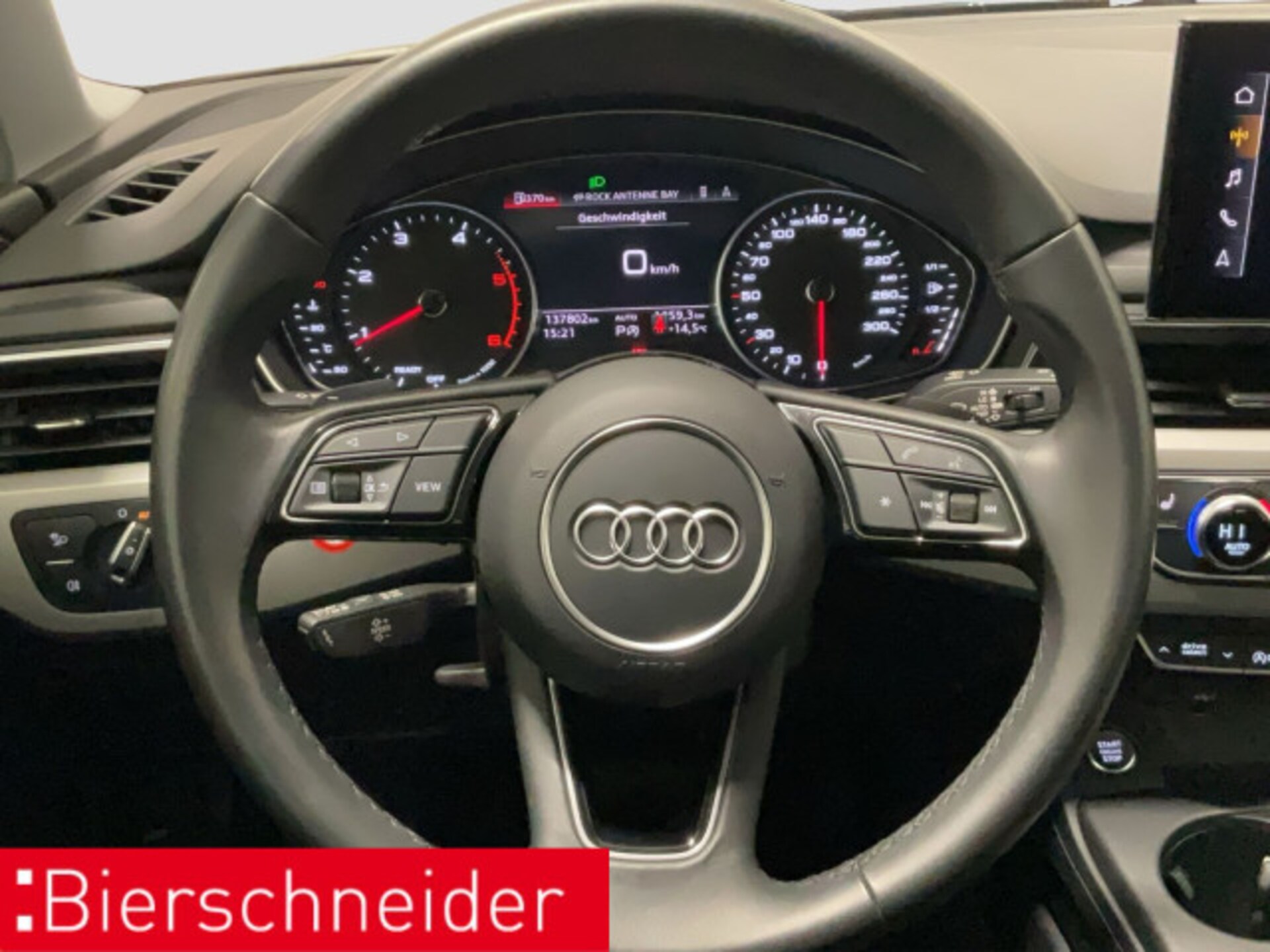 Audi A4 Avant S line