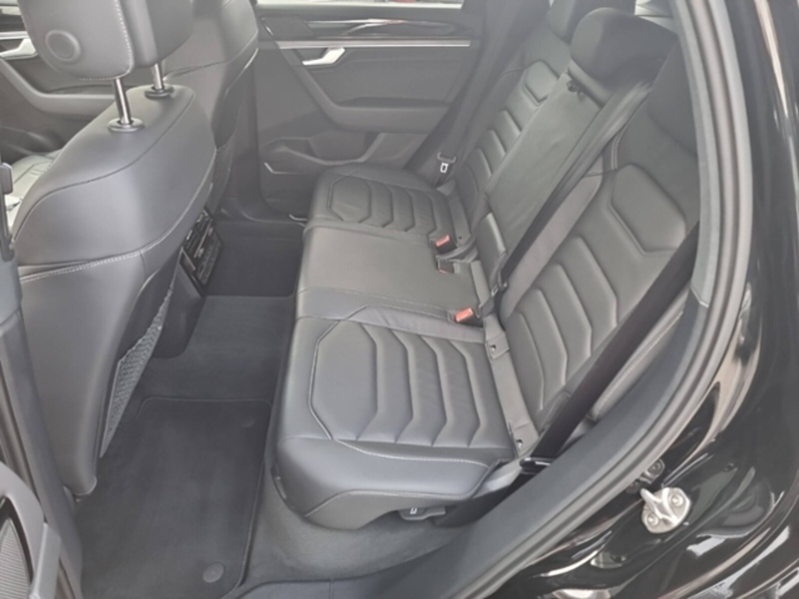 Volkswagen Touareg – Bild 13