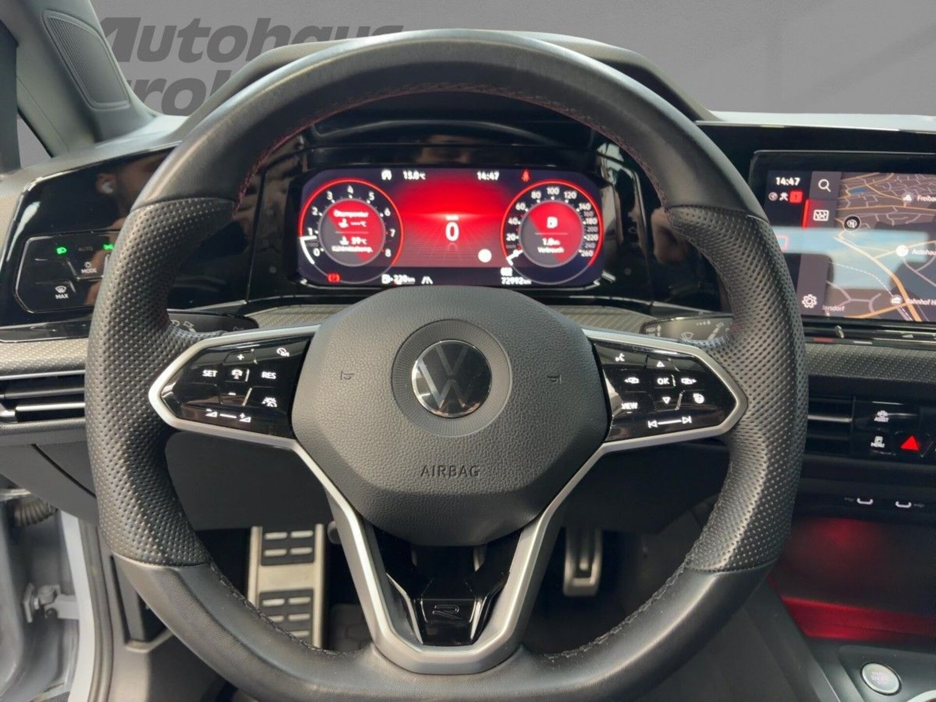 Volkswagen Golf R-Line