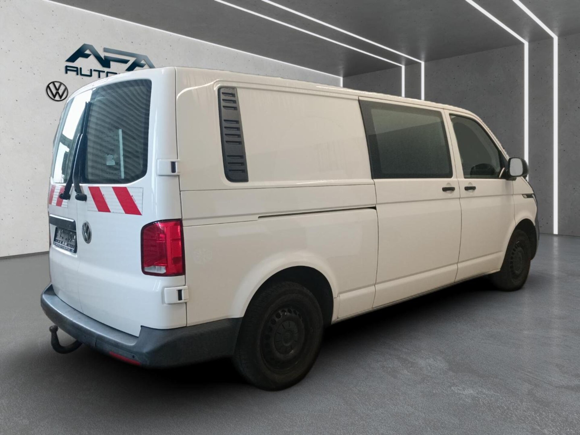 Volkswagen T6.1 Transporter Kasten langer Radstand