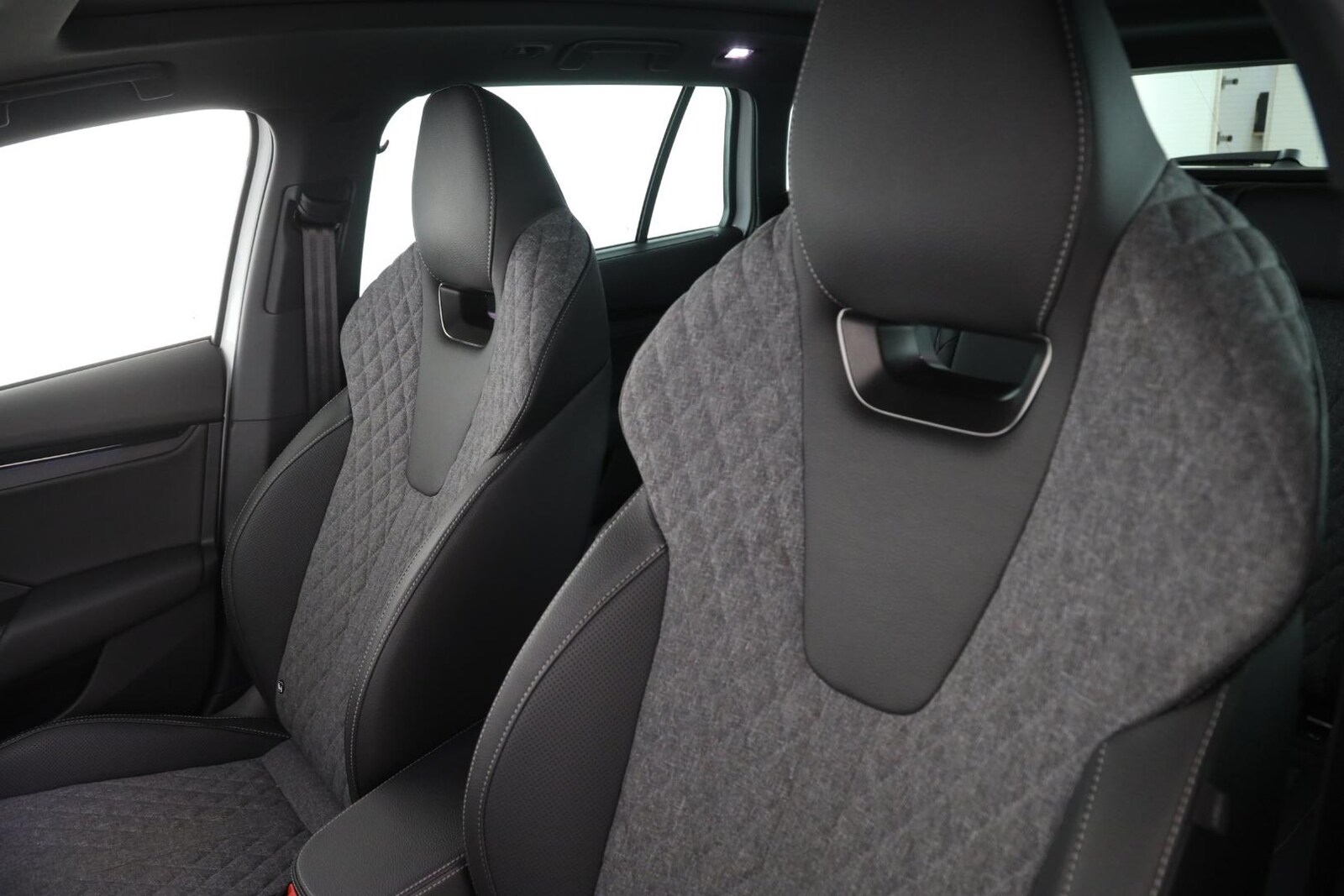 Škoda Octavia Combi – Bild 12