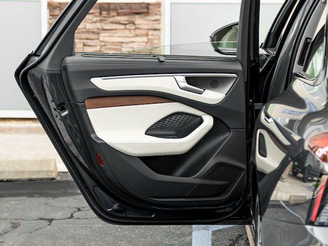 2026 Audi A6 Premium Plus - Photo 19