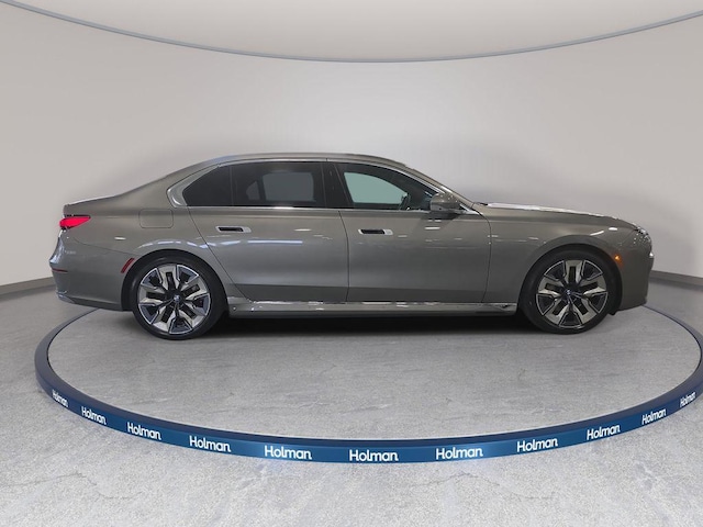 2023 BMW i7