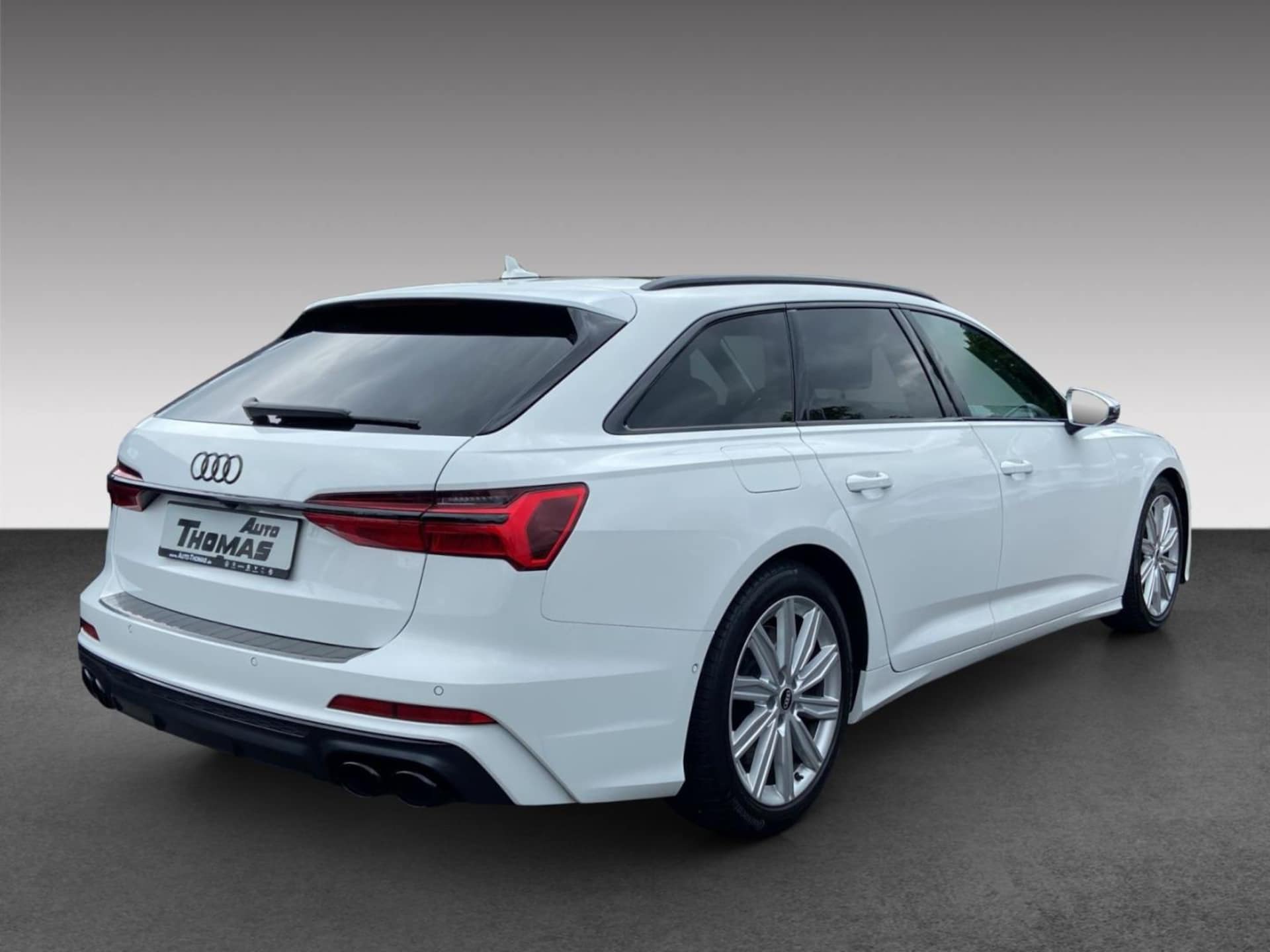 Audi S6 Avant