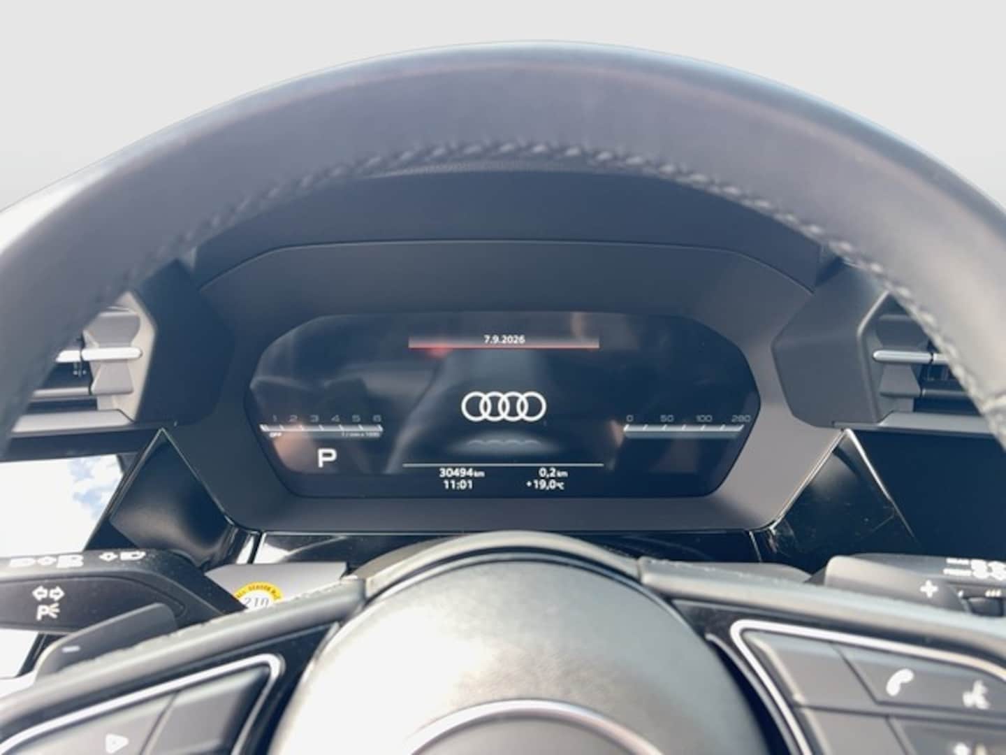 Bild über Audi A3 Sportback 30 TDI S tronic - für weitere Informationen kontaktieren Sie den Audi Partner